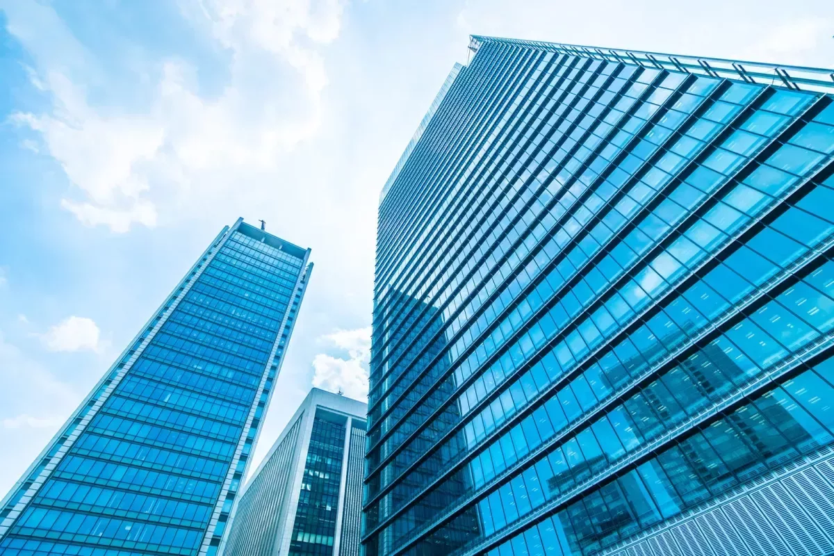 Quelles sont les différences entre une SCPI et un INVESTISSEMENT LOCATIF CLASSIQUE ?